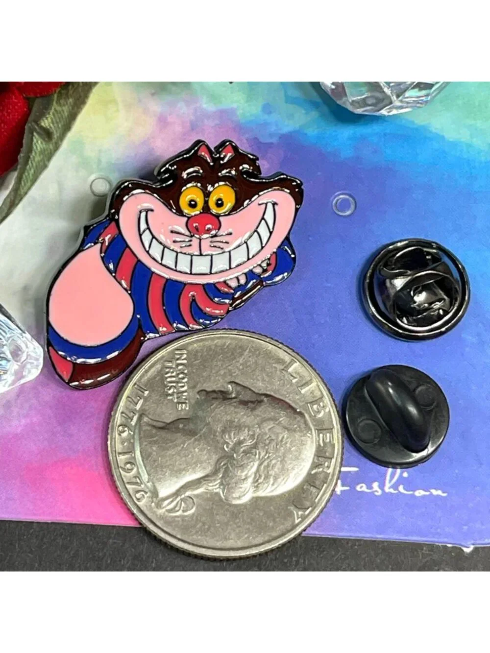 Cheshire Lapel Pin Cat Alice Wonderland Stripped Cat Brooch Pin Jewelry Badge - Picture 4 of 6